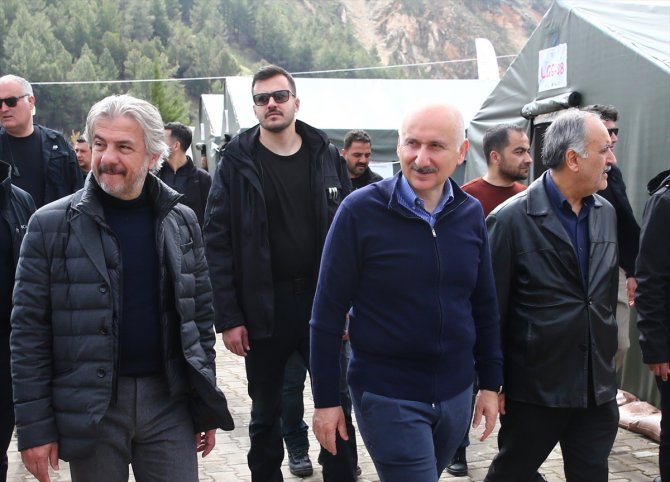 Ulaştırma ve Altyapı Bakanı Karaismailoğlu, Adıyaman'da konuştu: