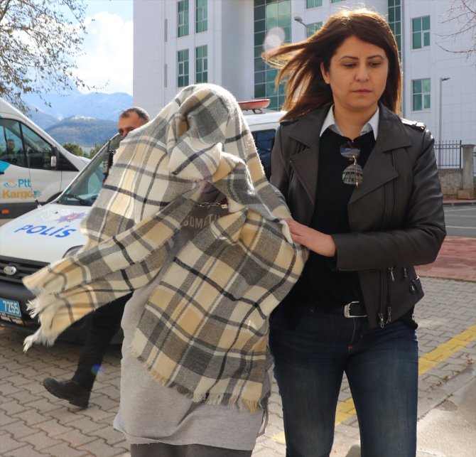 GÜNCELLEME - Denizli'de yangında ölü bulunan bebeğin annesi tutuklandı