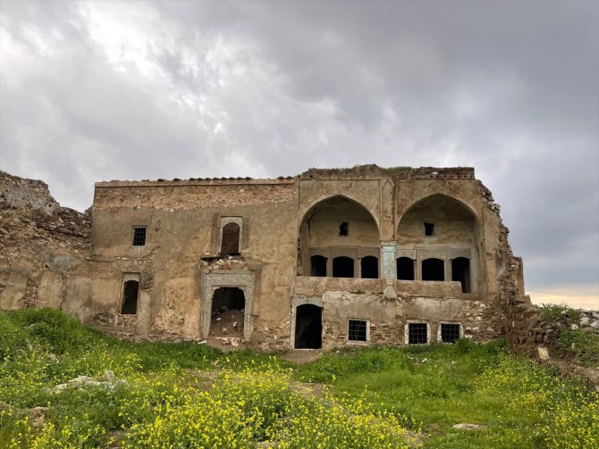Irak'ta yıkılmanın eşiğindeki tarihi Kerkük Kalesi restore edilecek