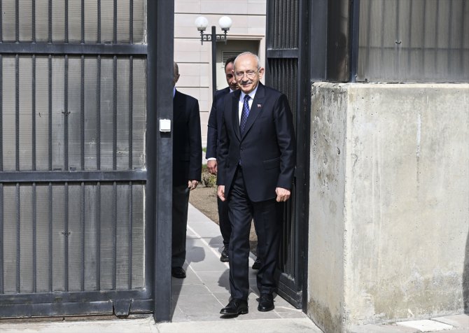 CHP Genel Başkanı Kılıçdaroğlu, 10. Cumhurbaşkanı Sezer ile görüştü