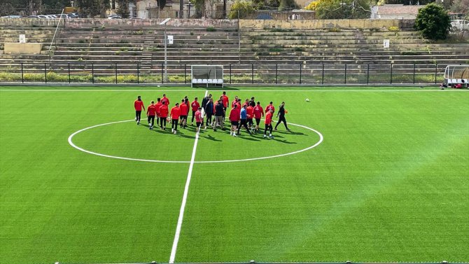 KKTC'nin Çetinkaya TSK futbol takımı, ara bölgedeki tarihi sahasına 8 yıl sonra kavuştu