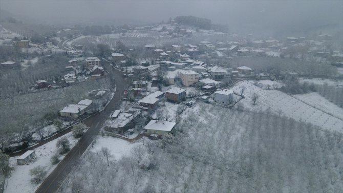 Düzce, Zonguldak, Bartın ve Sakarya'da kar etkili oldu