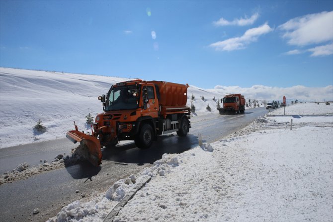 Tokat ve Samsun'da kar etkili oldu