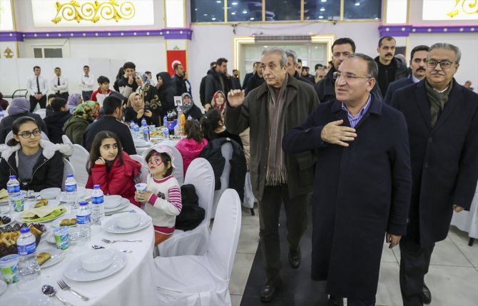Adalet Bakanı Bozdağ, Diyarbakır'da iftar programına katıldı: