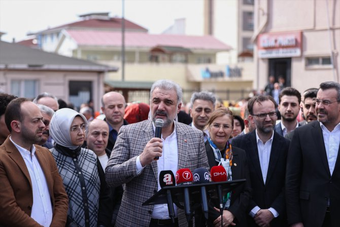AK Parti İstanbul teşkilatı, "Sokak Bazlı Hane Ziyaretleri" Kampanyası başlattı