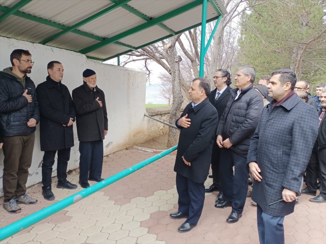 Anayasa Mahkemesi Başkanı Arslan, Sivas'ta cenaze törenine katıldı