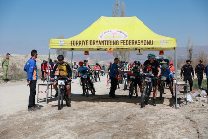 Bisikletle oryantiring yarışları Nevşehir'de devam ediyor