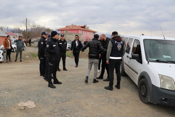 Erzincan'da amatör maç sırasında tribünde arbede yaşandı, 5 kişi gözaltına alındı