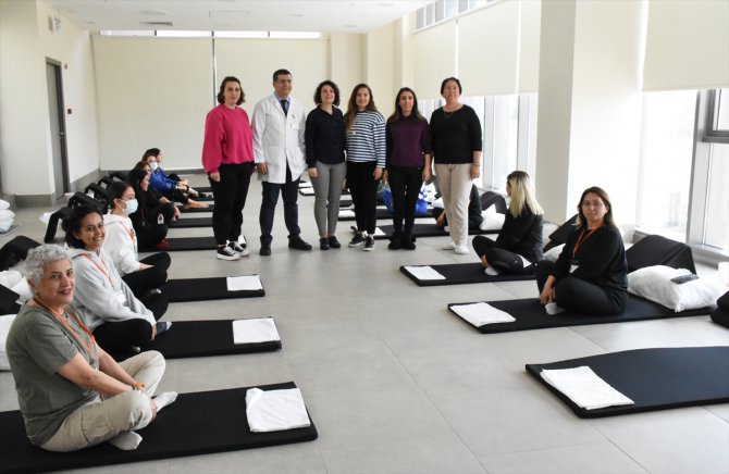 Adana'da Kanser Haftası dolayısıyla "doğal nefes çalışması" eğitimi yapıldı
