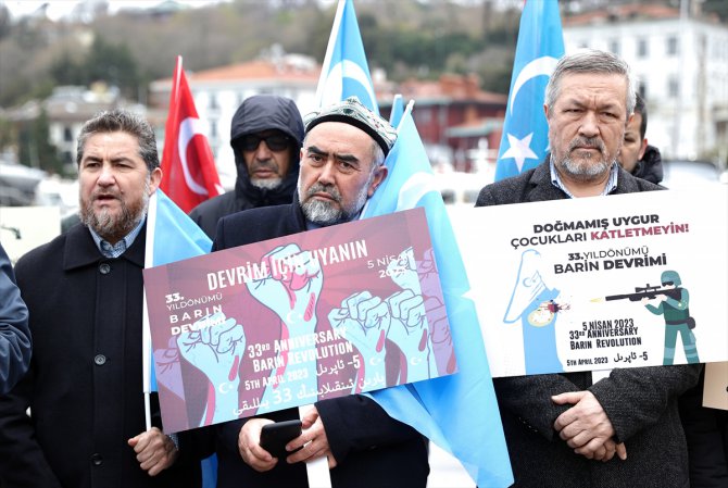 Barın Katliamı kurbanları Çin'in İstanbul Başkonsolosluğu önünde anıldı