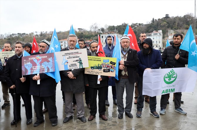 Barın Katliamı kurbanları Çin'in İstanbul Başkonsolosluğu önünde anıldı