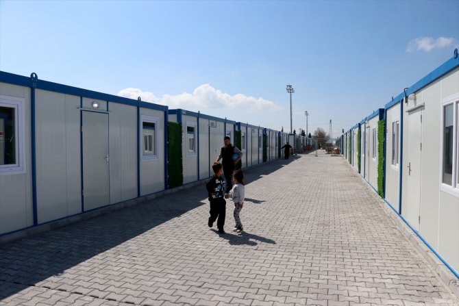 Kahramanmaraş'ta "Baykar Konteyner Kent"te 90 konteyner daha afetzedelere teslim edildi