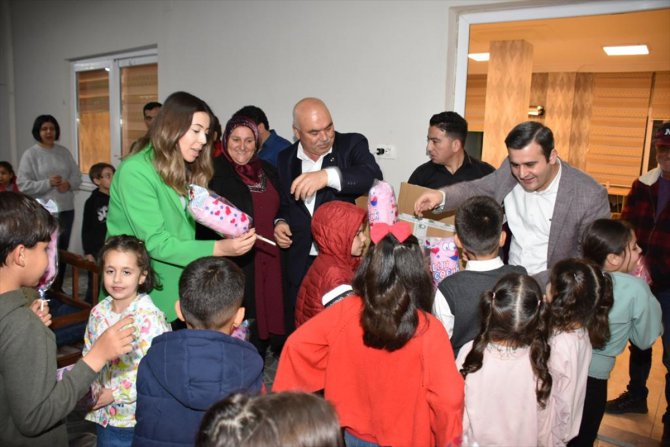 Adana'da yetim çocuklar için iftar programı düzenlendi