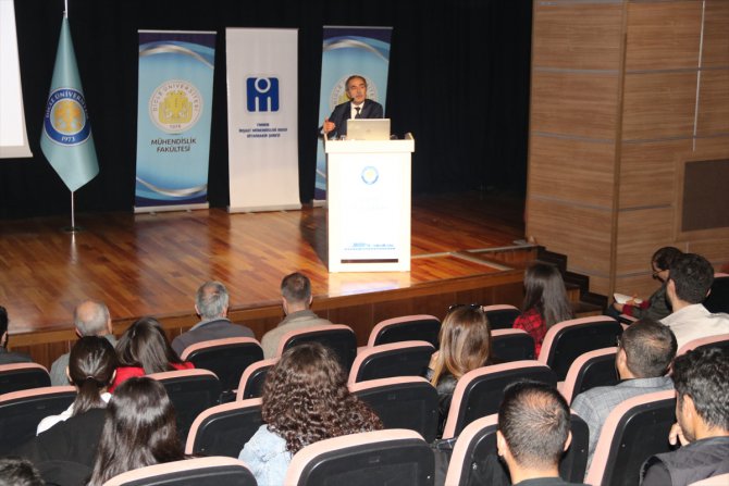Diyarbakır'da 11 ili etkileyen depremle ilgili çalıştay düzenlendi