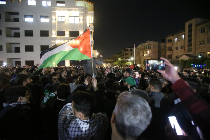 Ürdün'de protestocular, İsrail Büyükelçisi'nin ülkeden kovulmasını istiyor