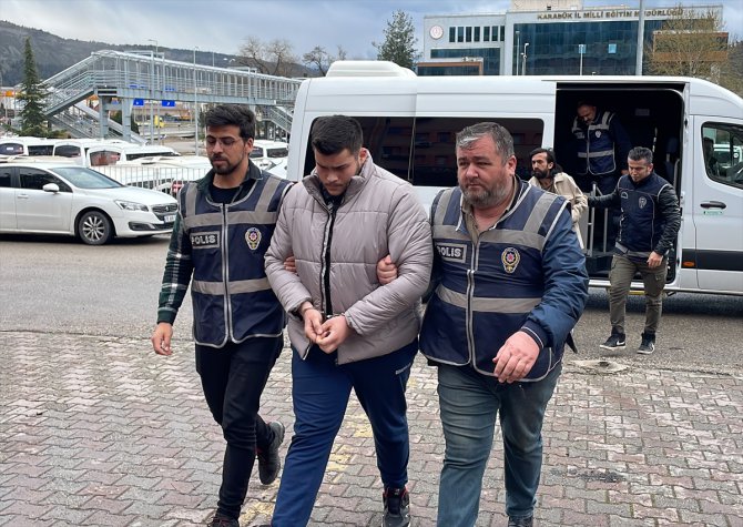 GÜNCELLEME 2 - Karabük'te yabancı uyruklu öğrencinin cesedinin bulunmasına ilişkin 2 şüpheli daha serbest bırakıldı