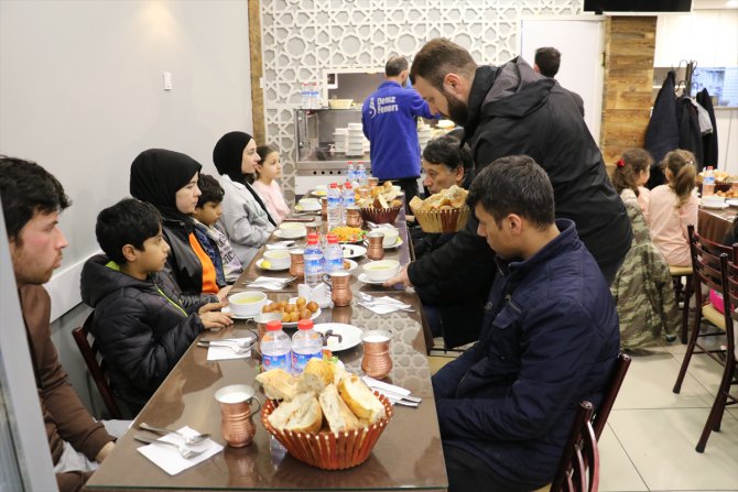 Kastamonu'da yetimler iftar sofrasında buluştu