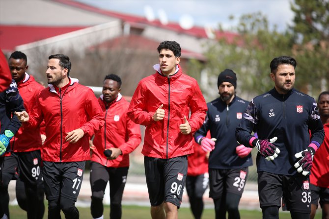 Sivasspor, Medipol Başakşehir maçının hazırlıklarını tamamladı