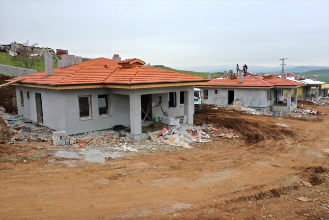 Nurdağı'ndaki köy tipi afet evlerinin inşasında sona yaklaşıldı