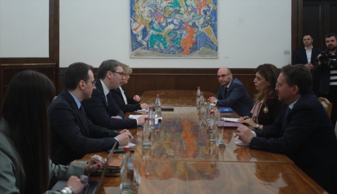 Sırbistan Cumhurbaşkanı Vucic, BM Özel Temsilcisi ve UNMIK Şefi Ziadeh'yi kabul etti