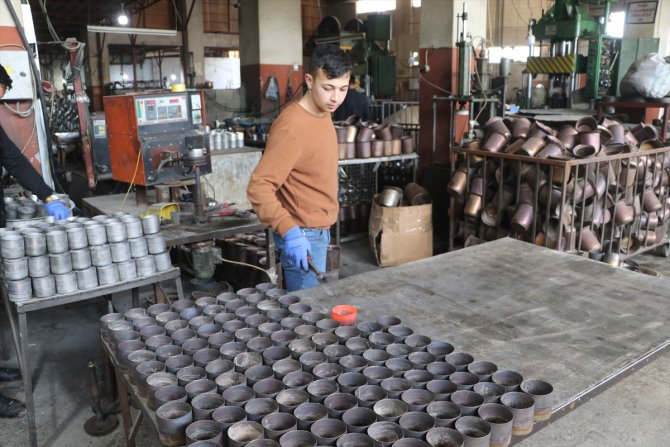 Kahramanmaraş'ta depremde zarar gören fabrika onarımın ardından tekrar ihracata başladı