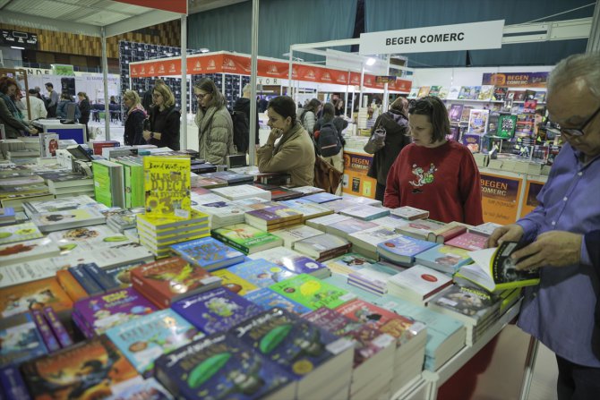 Uluslararası Saraybosna Kitap Fuarı kapılarını 34'üncü kez kitapseverlere açtı