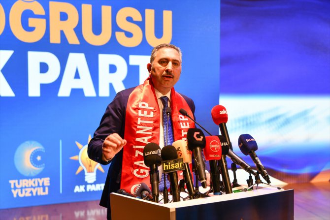 Bakan Bilgin, AK Parti'nin Gaziantep'teki milletvekili aday tanıtım toplantısına katıldı:
