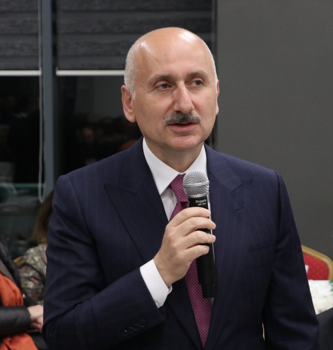 Bakan Karaismailoğlu, Sıla İlim Kültür ve Dayanışma Derneği iftarında konuştu: