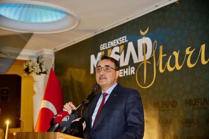Bakan Dönmez, MÜSİAD Eskişehir Şubesinin iftarında konuştu:
