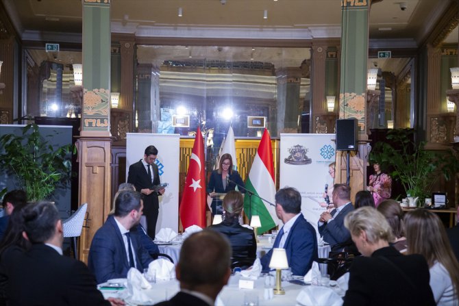 Macaristan Maarif Okulları Türkiye'deki depremzedeler için iftar düzenledi