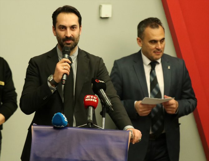 AK Parti Manisa'da milletvekili adaylarını tanıttı