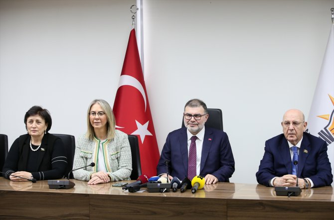 Azerbaycanlı milletvekilleri İzmir'de incelemelerde bulundu