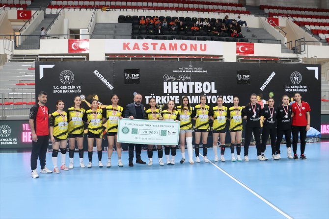 Hentbolda Yıldız Kızlar Türkiye Şampiyonası, Kastamonu'da sona erdi