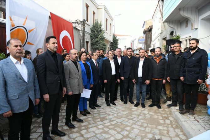 AK Parti'li Turan'dan Yunanistan Dışişleri Bakanı Dendias'a Bozcaada daveti: