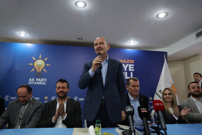 Bakan Soylu'dan AK Parti Fatih ve Zeytinburnu seçim koordinasyon merkezlerine ziyaret: