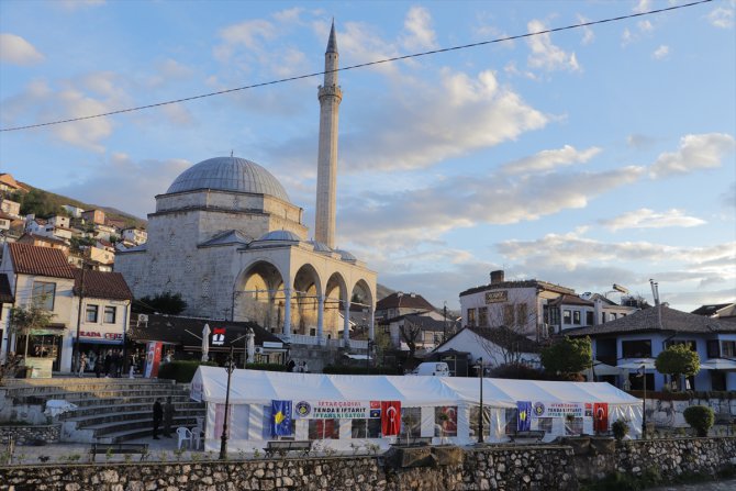 Türk askeri Kosova'da iftar programı düzenledi