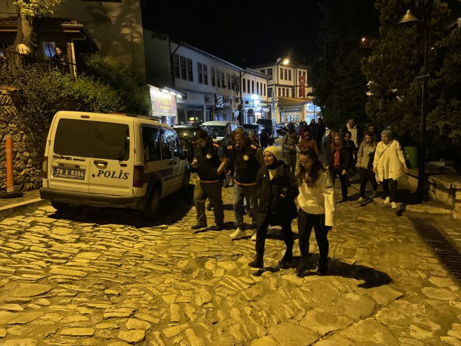 Safranbolu'da Turizm Haftası dolayısıyla "Gece Yürüyüşü" etkinliği düzenlendi
