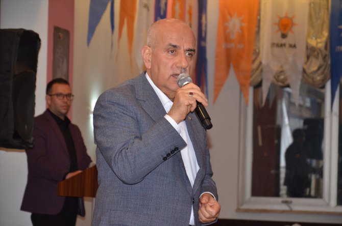 Tarım ve Orman Bakanı Kirişci, Ardahan'da vatandaşlarla iftar yaptı: