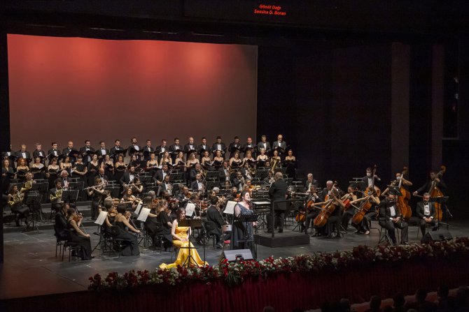 Antalya Devlet Opera ve Balesinden "Senfonik Neşet Ertaş Türküleri" konseri