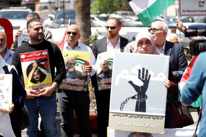 Gazze'de "Filistin Esirler Günü" gösterileri düzenlendi