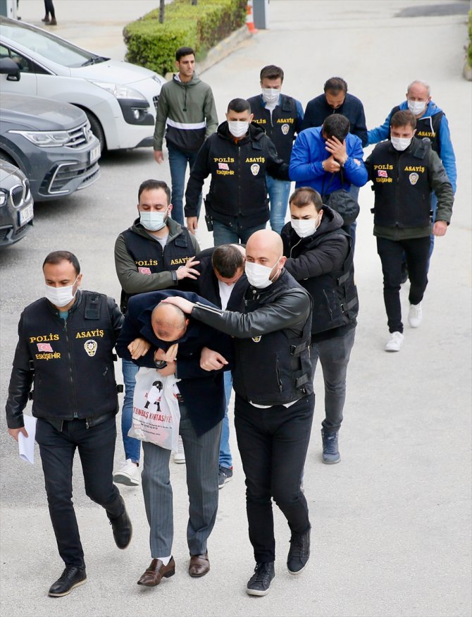 GÜNCELLEME - Eskişehir merkezli dolandırıcılık operasyonunda 4 şüpheli tutuklandı