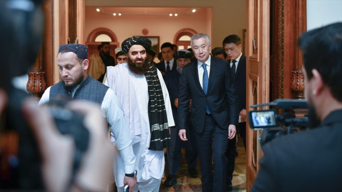 Kazakistan, Afganistan'da ticaret evi açacak