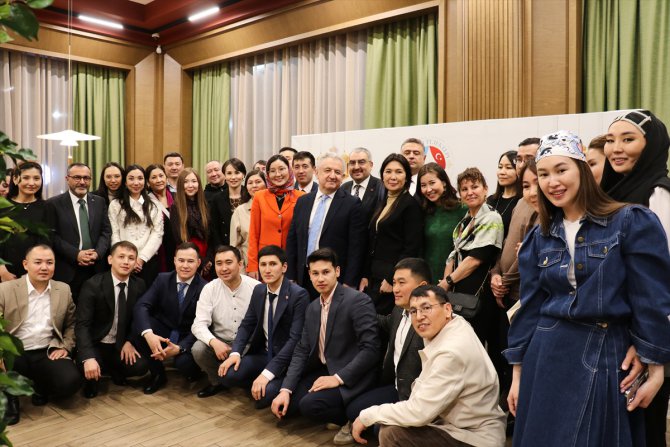 Kazakistan’daki Türkiye mezunları iftarda buluştu