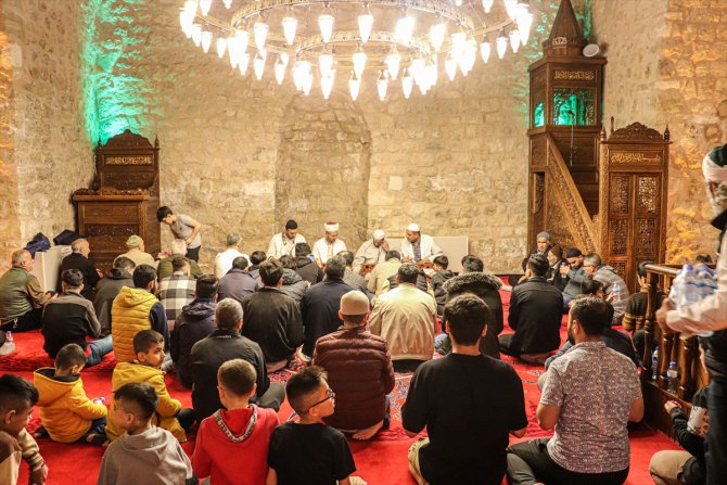 Diyarbakır, Mardin, Şırnak, Siirt, Batman ve Elazığ'da Kadir Gecesi dolayısıyla program düzenlendi