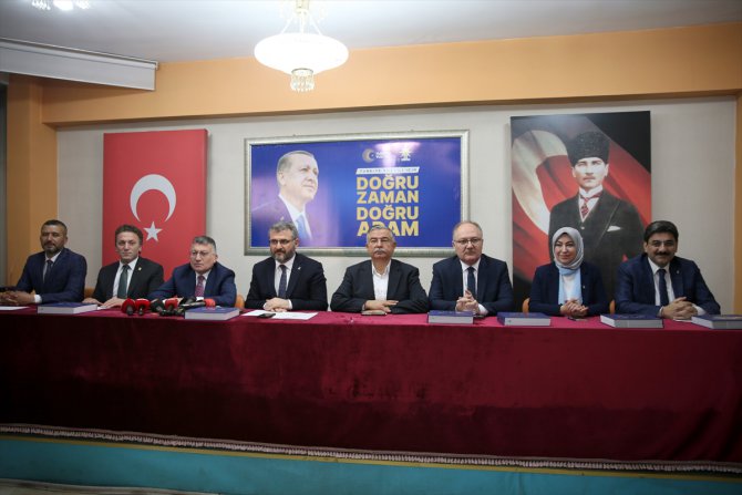 AK Parti Grup Başkanı İsmet Yılmaz, Sivas'ta aday tanıtım toplantısında konuştu: