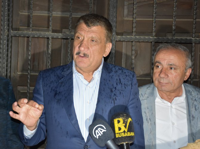 Malatya Büyükşehir Belediye Başkanı Gürkan, hasar tespit çalışmalarını anlattı: