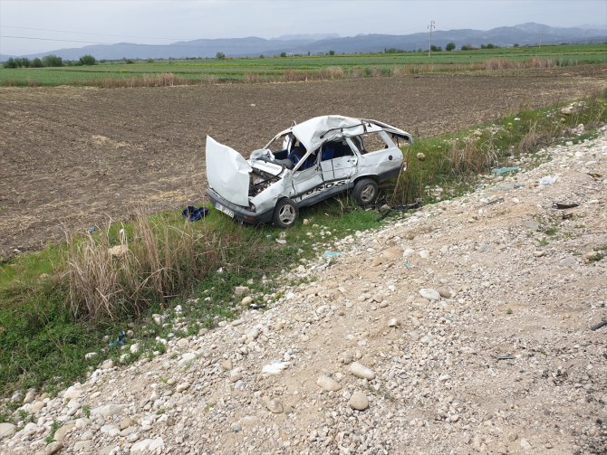 Osmaniye'de beton mikseri ile çarpışan otomobildeki 2 kişi öldü