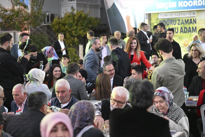 Bakan Kasapoğlu Buca'da iftar programına katıldı: