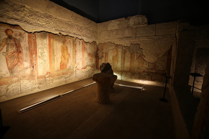 Depremlerden etkilenmeyen Zeugma Mozaik Müzesi ziyarete açıldı
