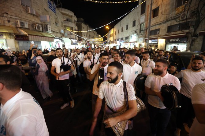 Doğu Kudüs'ün Eski Şehir bölgesinde bayram hazırlıkları fasıl eğlencesiyle başladı